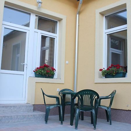 Apartmani Maja Zrenjanin Exterior foto